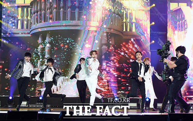 「2021 THE FACT MUSIC AWARDS」～その1